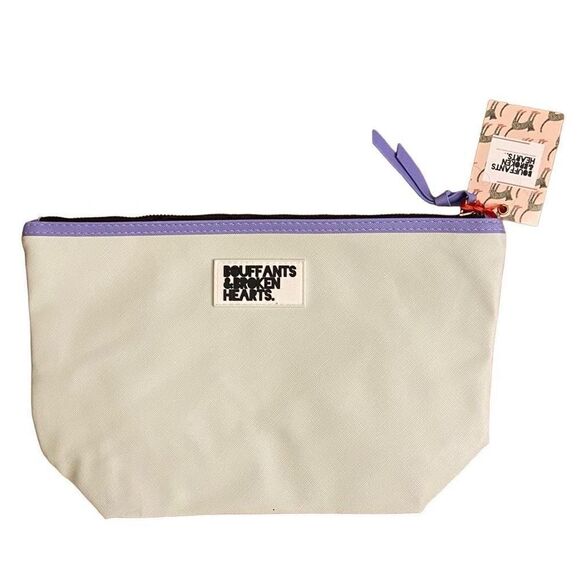 NEW Bouffants & Broken Hearts Feeling Good Leopard Sunglasses Cosmetic Bag - Picture 2 of 4